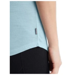 Icebreaker Women's Sphere II Tank - Merino Shirt -JACK Casual Shop icebreaker womens sphere ii tank merino shirt detail 4