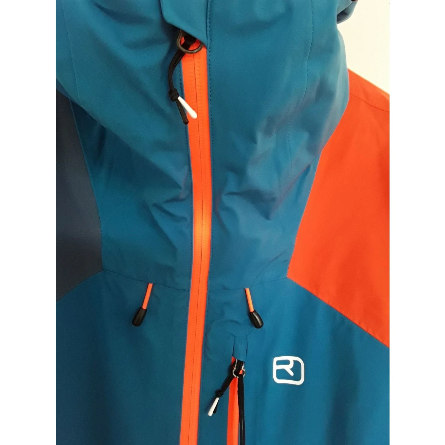 Ortovox 3L Ortler Jacket - Waterproof Jacket 9 Ortovox 3L Ortler Jacket - Waterproof Jacket - Image 7