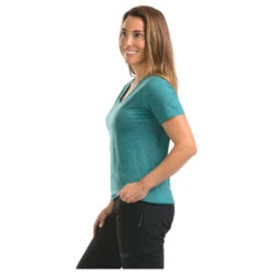 Stoic Women's Merino150 HeladagenSt. T-Shirt - Merino Shirt 12 Stoic Women's Merino150 HeladagenSt. T-Shirt - Merino Shirt -JACK Casual Shop stoic womens merino150 heladagenst t shirt merino shirt detail 11