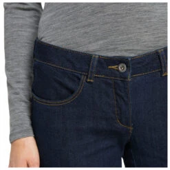 VAUDE Women's Larvik Pants - Jeans 15 VAUDE Women's Larvik Pants - Jeans -JACK Casual Shop vaude womens larvik pants jeans detail 7